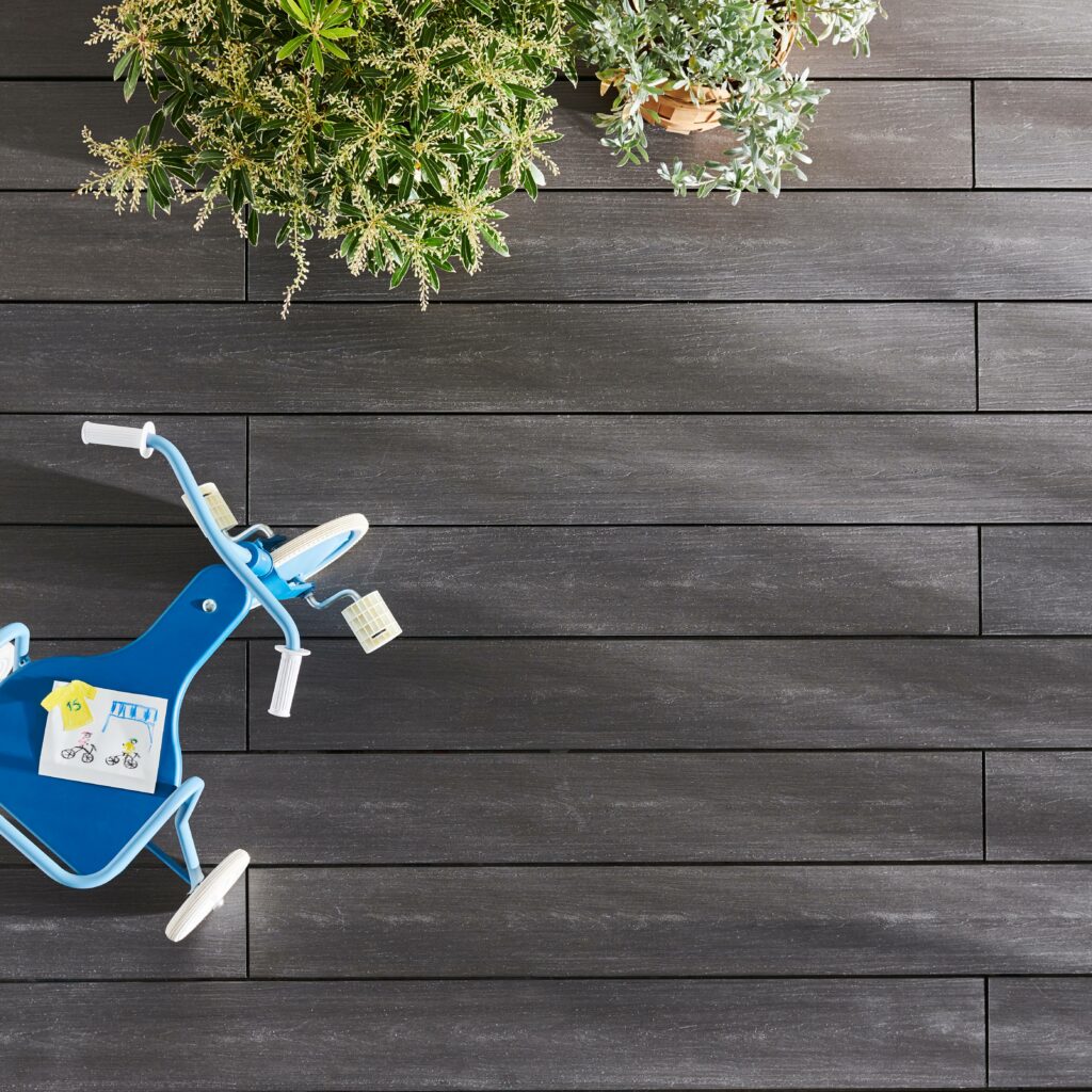 visserie nécessaire à la pose d’une terrasse en bois