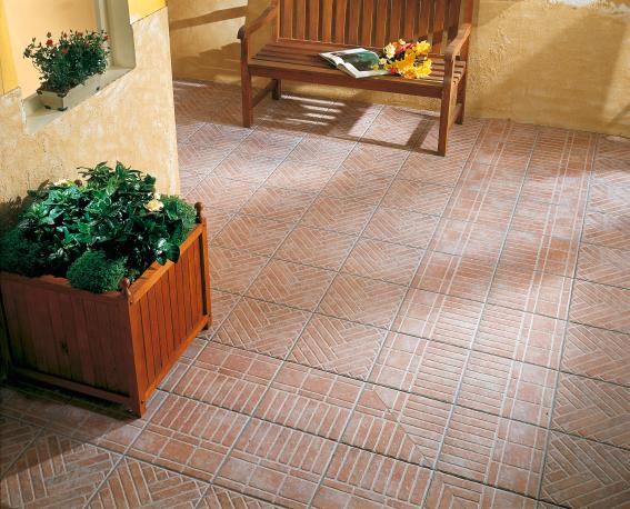 Remplacer les carreaux d’une terrasse