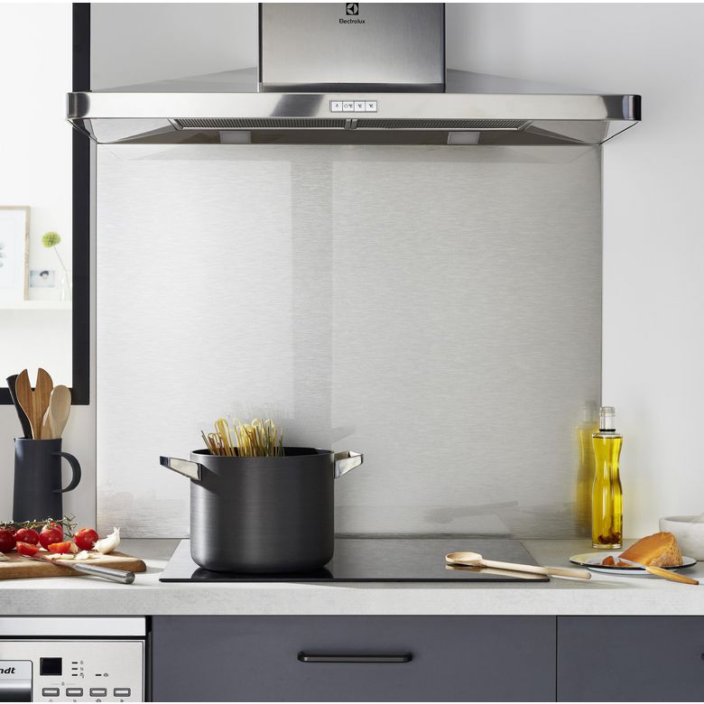 Fond de hotte en verre look inox - Cuisine